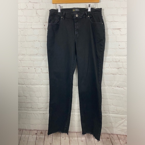 Lee Jeans Womens Size 12 Black Straight Leg High Rise Relax Fit Jeans (32x29) - Picture 1 of 6